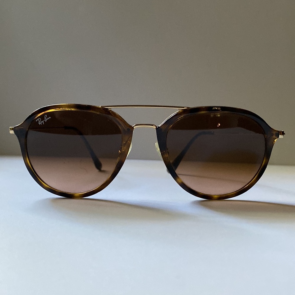 Ray-Ban Tortoise Shell Sunglasses - Picture 2 of 12